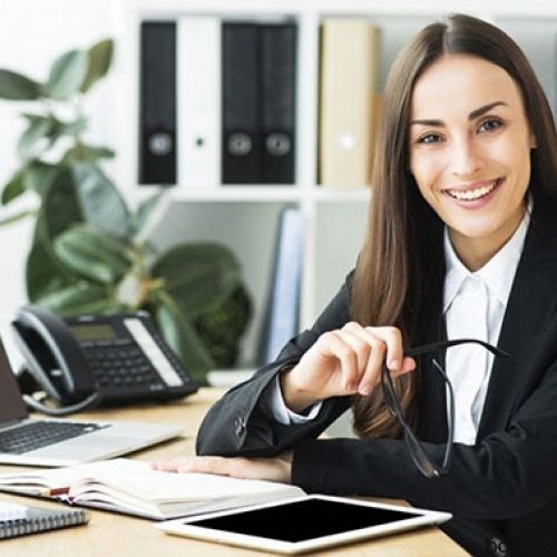 Ofis meneceri tələb olunur