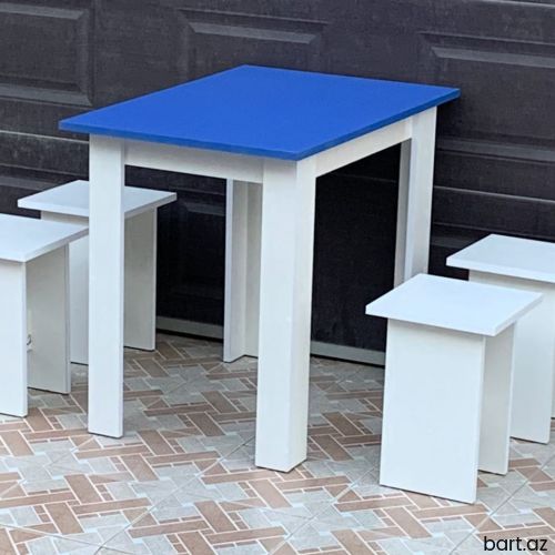 Masa və taburetka 