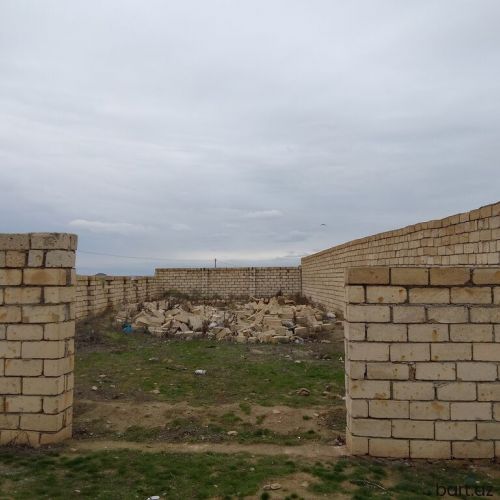 Maştağa qəs-d' 3 sot torpaq sah'si satilir.
