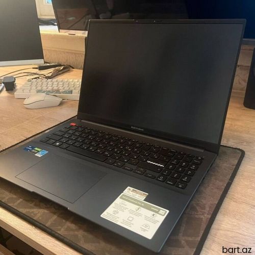 ASUS Vivobook, 16