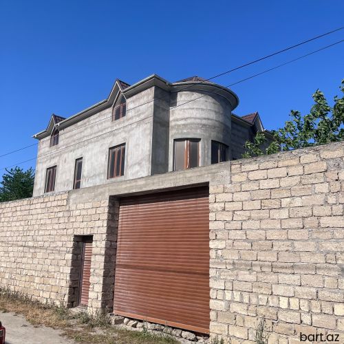 8 otaqli bağ ev satilir