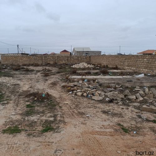 Sumqayitda 5 sot torpaq sahəsi satilir.