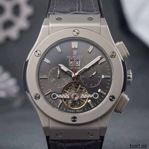 Yeni, Qol saatı, Hublot