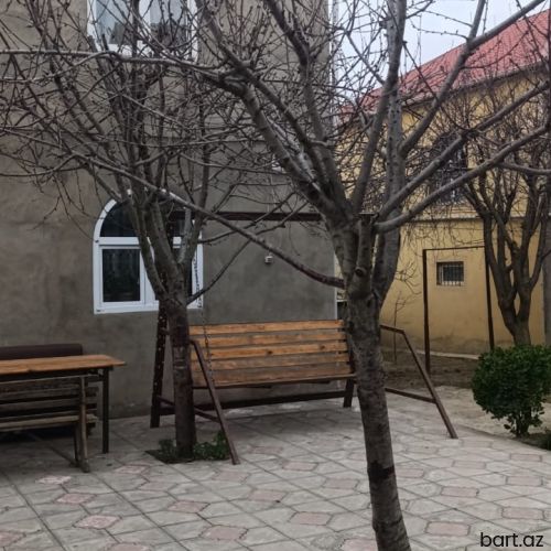 4 otaqlı həyət evi satılır