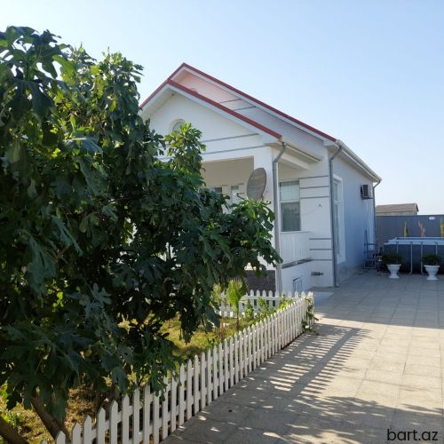 Buzovnada 3 otaqlı həyət evi 