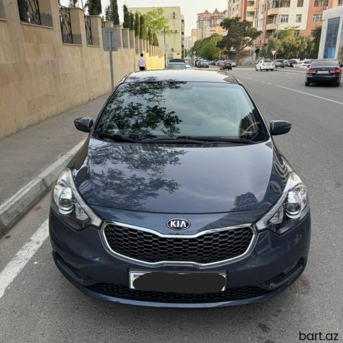 Kia Cerato: 1.6 l | 2015 il Sedan