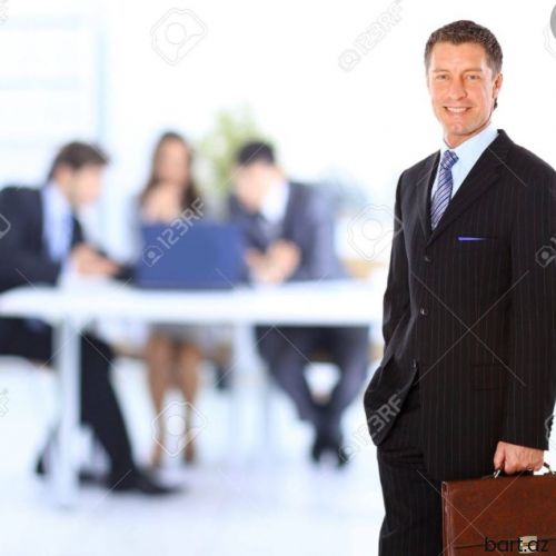 Xanım və bəylərə ofis işi təklif olunur