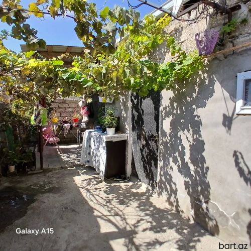2 otaqlı həyət evi