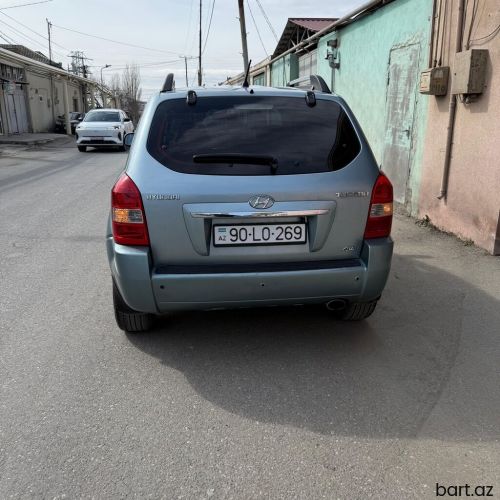 Hyundai Tucson: 2 l | 2009 il 