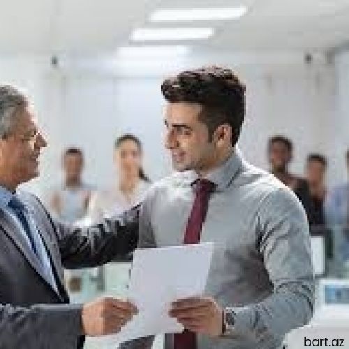Marketinq Menecer Tələb Olunur