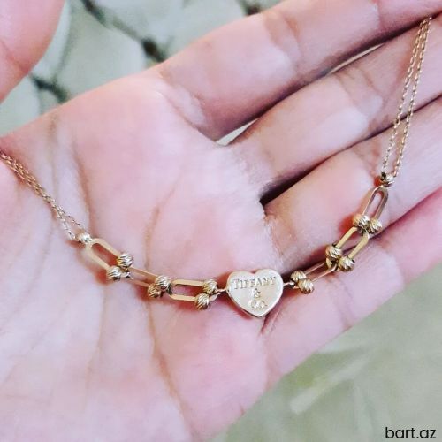 Bilərzik, Tiffany, Sarı qızıl