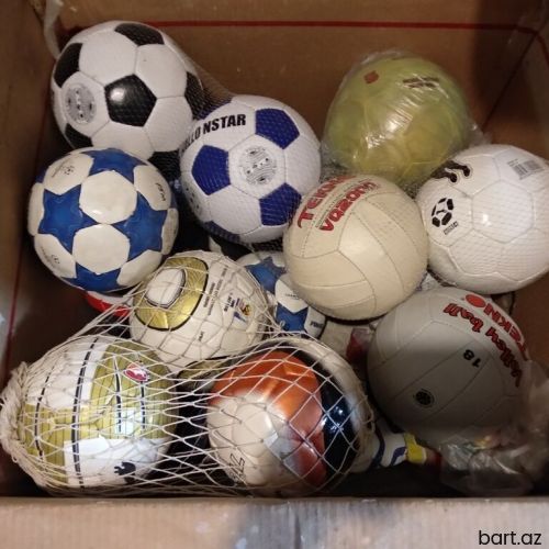Futbol və Voleybol topları.