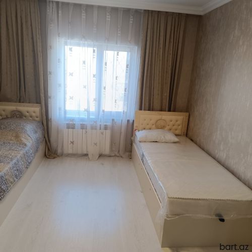 Buzovna  qəsəbəsində bağ evi