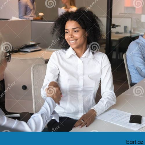Ofis Meneceri Tələb Olunur