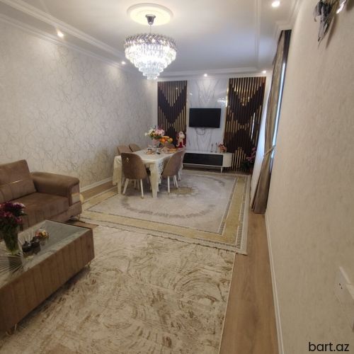 Yeni Suraxanı 3 otaqlı həyət evi satilir.