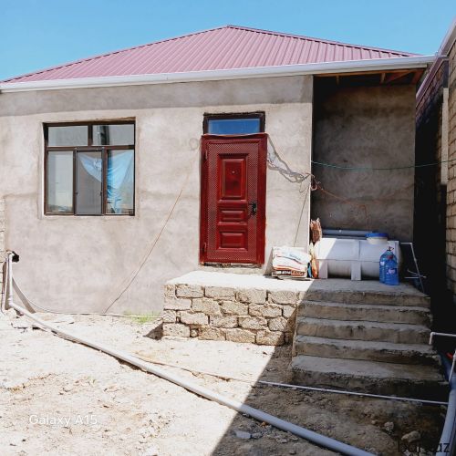 3 otaqlı həyət evi