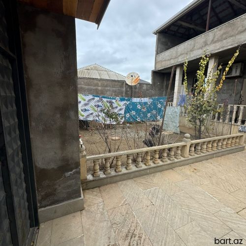 3 otaqlı həyət evi