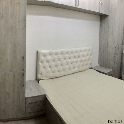 Yasamalda 2 otaqli mənzil satilir.