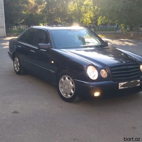 Mercedes-Benz E 230: 2.3 l | 1996 il