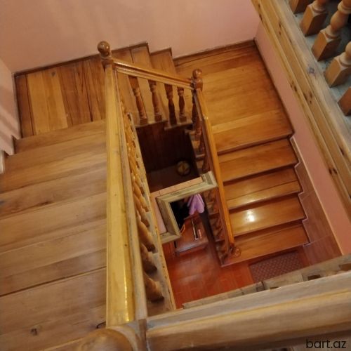 Buzovnada 4 otaqlı həyət evi