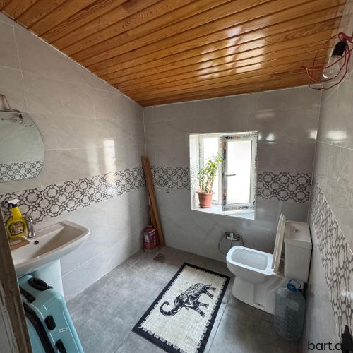 Buzovnada 5 otaqlı həyət evi satılır