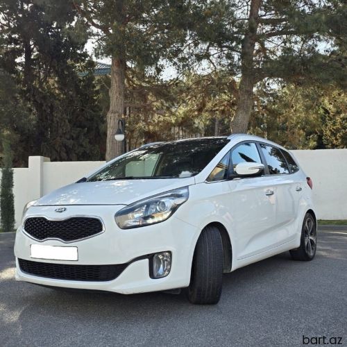 Kia Carens: 2 l | 2013 il 