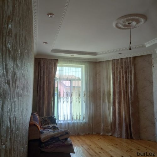 3 otaqlı həyət evi