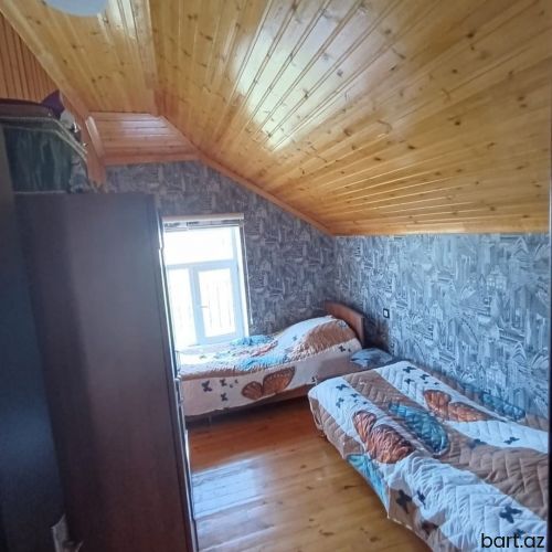 Maştağa qəsəbəsində 3 otaqlı həyət evi