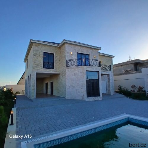 8 otaqlı villa