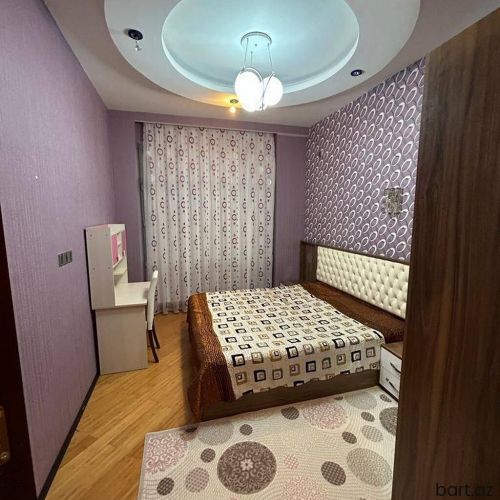 Xətai rayonunda 3 otaqli mənzil satilir.
