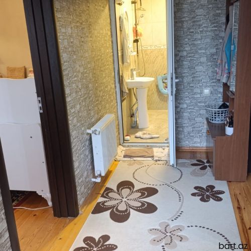 2 otaqlı həyət evi satılır