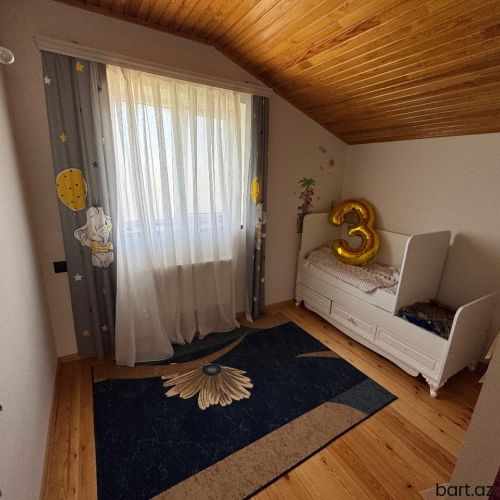 Buzovnada 5 otaqlı həyət evi satılır