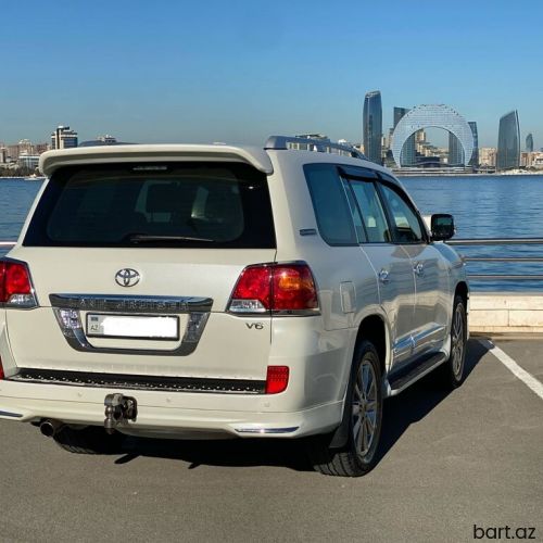 Toyota Land Cruiser: 4 l | 2011 il 