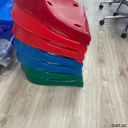 İdman oturacaqları.