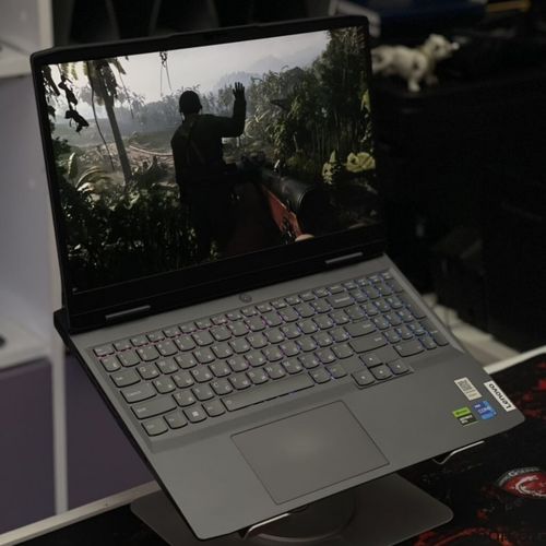  Lenovo LOQ, 15.6 