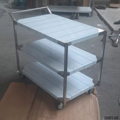 Servis arabası 