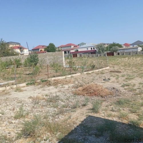 Saray qəs-də 10 sot torpaq sahəsi satilir.